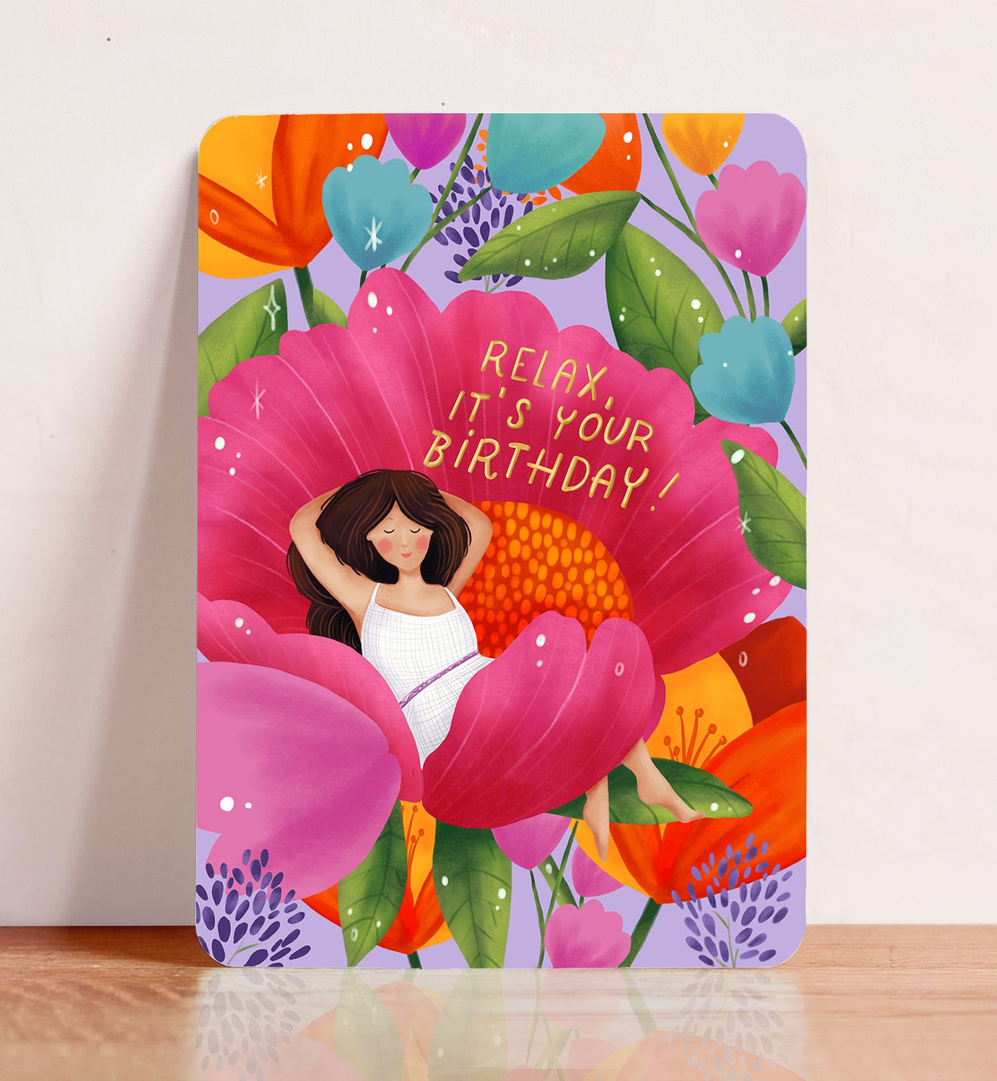 Kaart verjaardag felicitatie vrouw in bloem natuur relax ansichtkaart